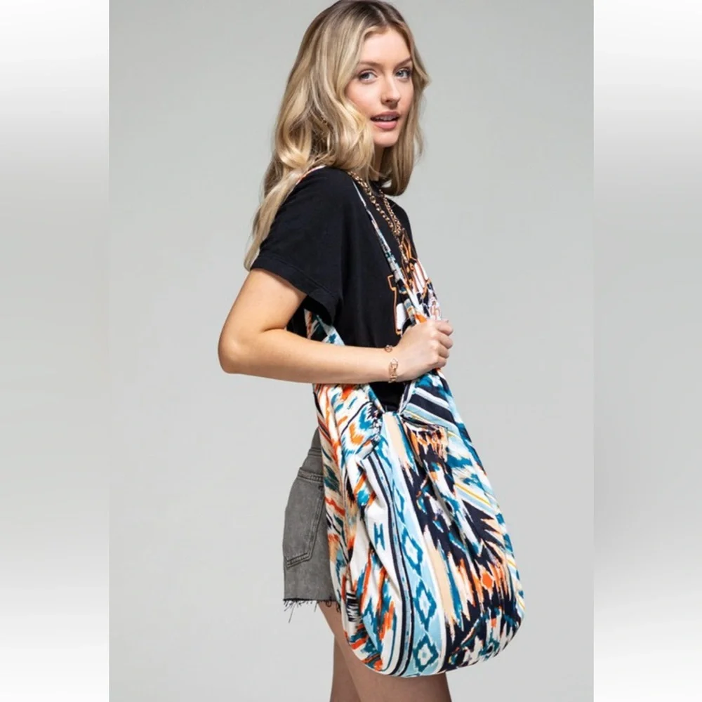 NWT Ruggine Handcrafted Ocean Blue Bohemian Ethnic Print Shoulder Bag - Picture 2 of 6